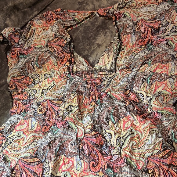 BUNDLE DISCOUNTS! Victoria’s Secret paisley swim cover up SMALL - Picture 7 of 7